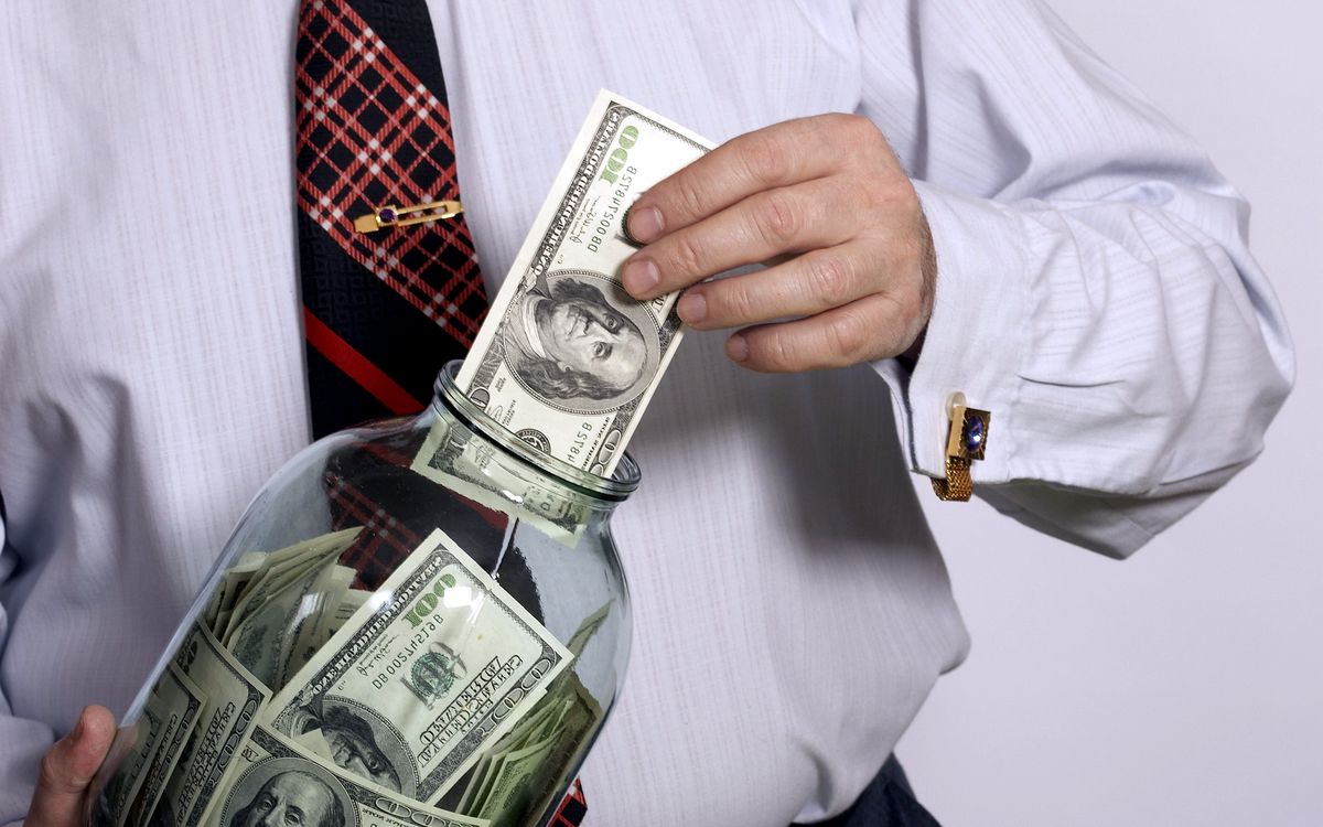 Адвокат по возврату долгов